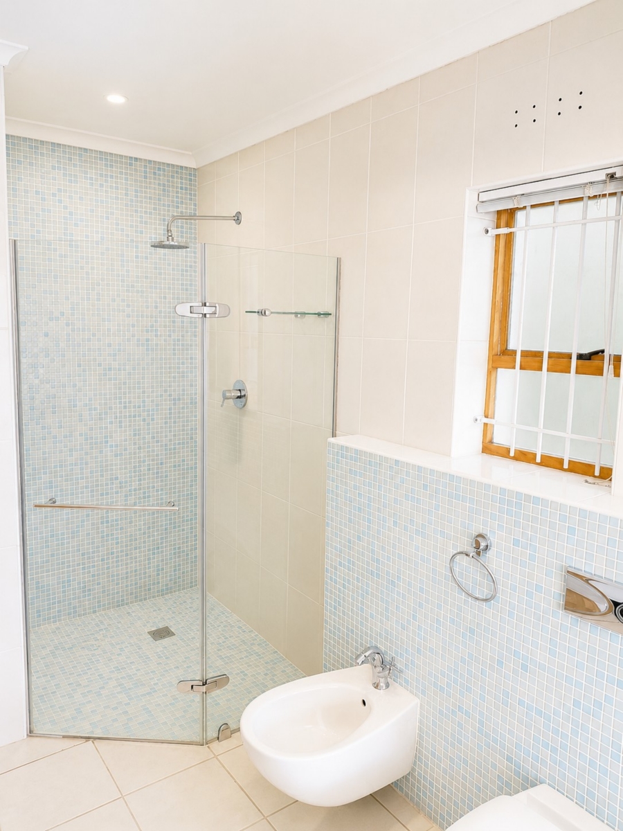 To Let 3 Bedroom Property for Rent in Simons Kloof Western Cape